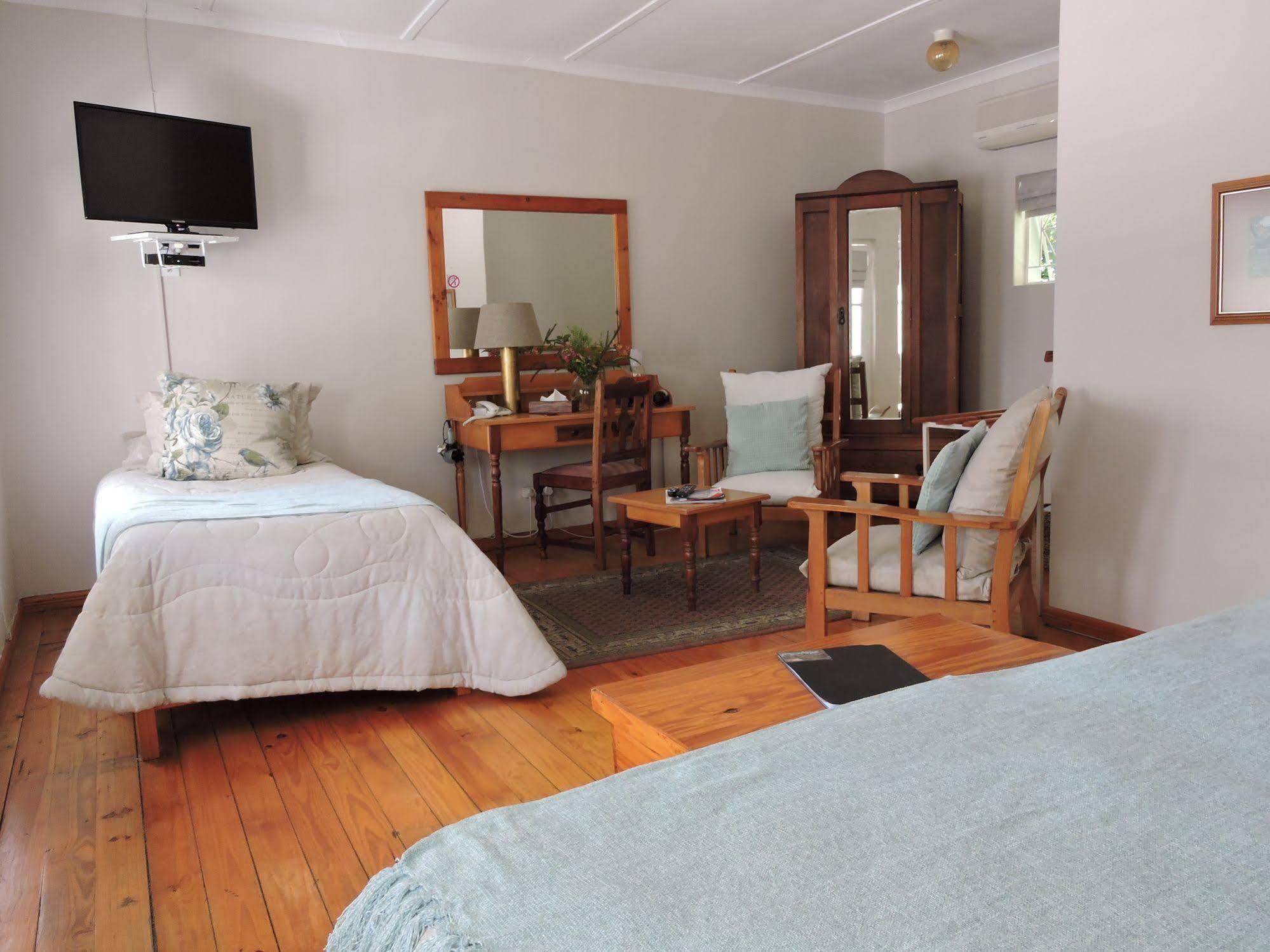 Adley House Bed & Breakfast Оудсхорн Екстериор снимка