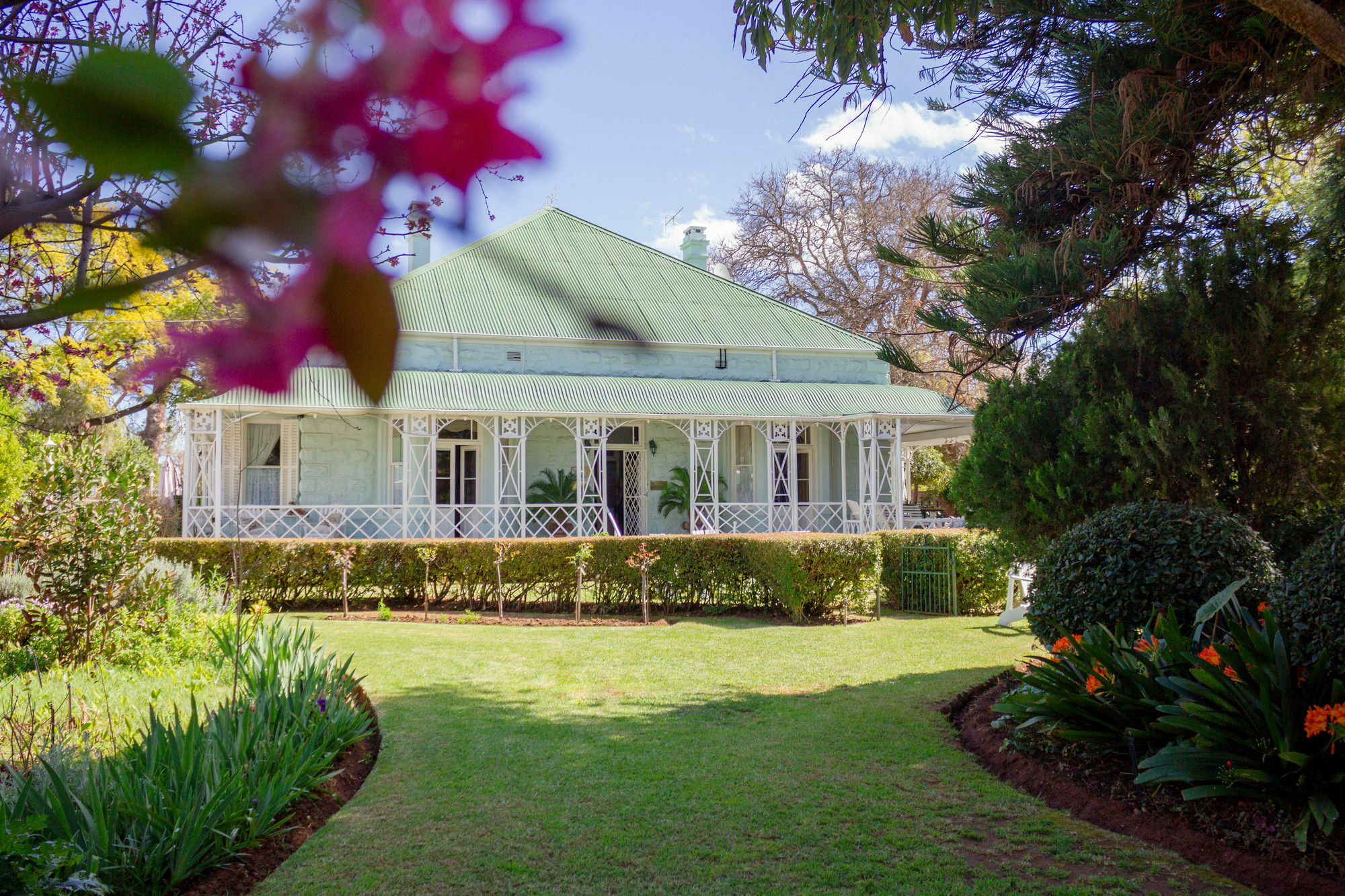 Adley House Bed & Breakfast Оудсхорн Екстериор снимка
